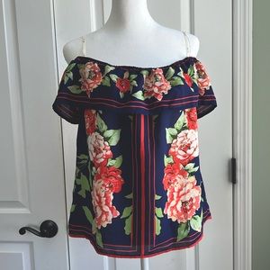 - Off The Shoulder Floral Top